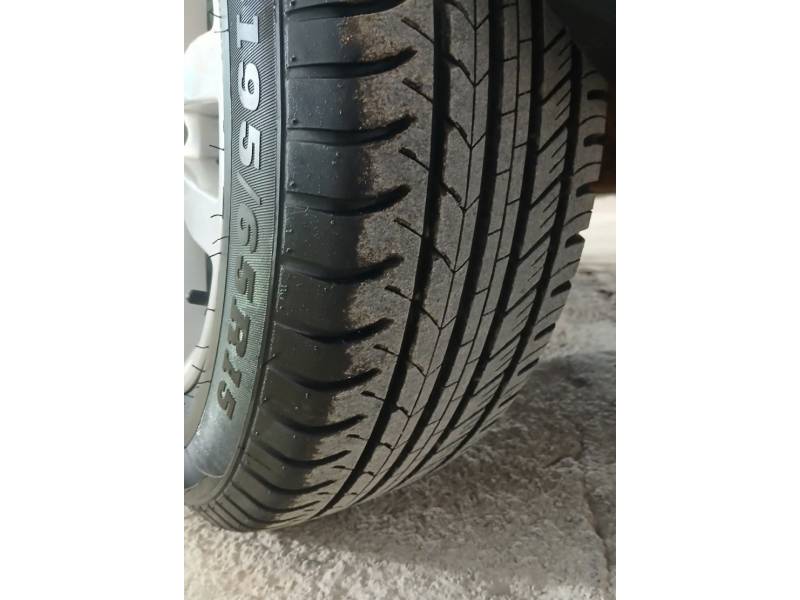 VOLKSWAGEN - POLO - 2006/2007 - Prata - R$ 35.900,00