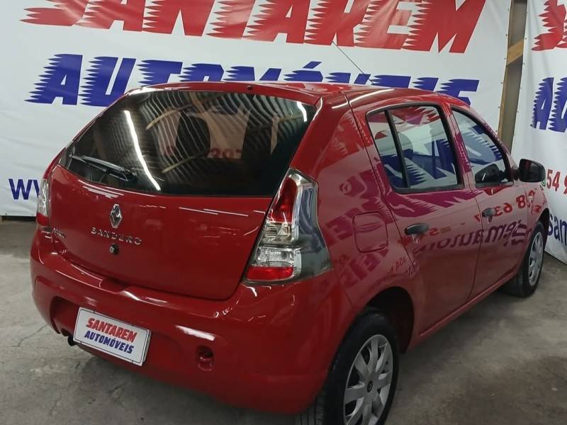 RENAULT - SANDERO - 2014/2014 - Vermelha - R$ 33.900,00
