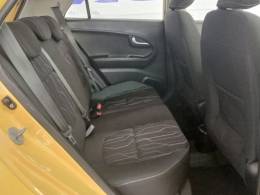 KIA MOTORS - PICANTO - 2011/2012 - Amarela - R$ 38.900,00