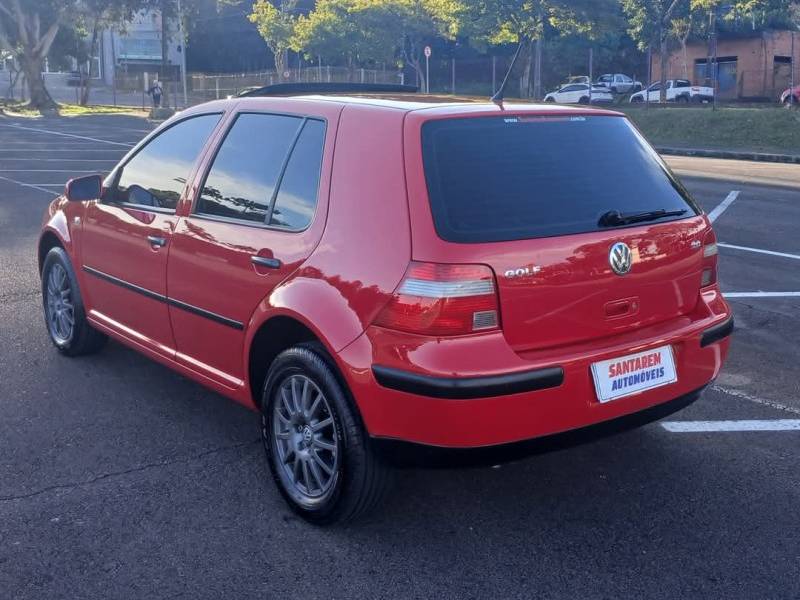 VOLKSWAGEN - GOLF - 2006/2007 - Vermelha - R$ 38.900,00