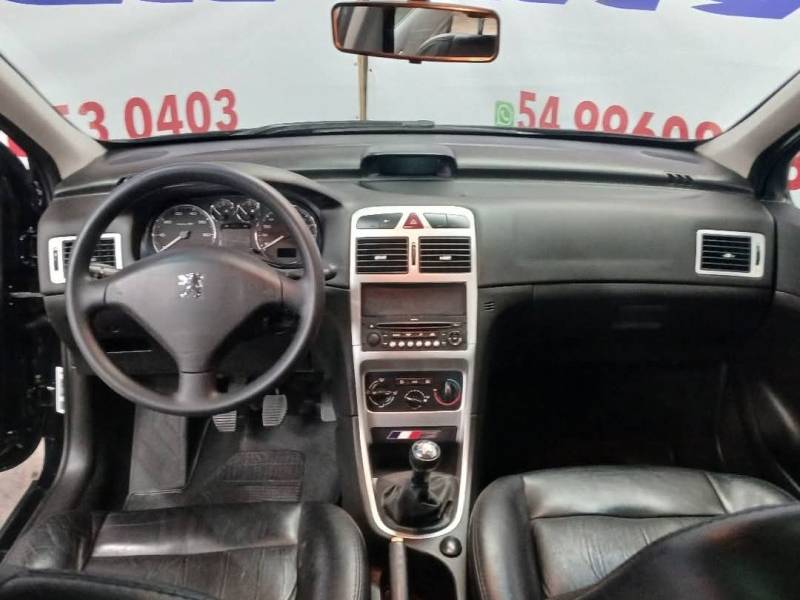 PEUGEOT - 307 - 2009/2010 - Preta - R$ 30.900,00