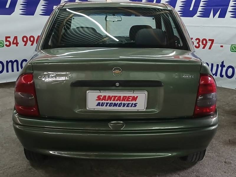 CHEVROLET - CORSA - 2000/2001 - Verde - R$ 16.900,00