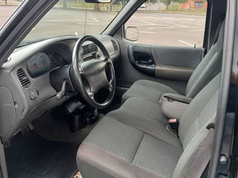 FORD - RANGER - 2004/2004 - Preta - R$ 54.900,00