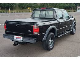 FORD - RANGER - 2004/2004 - Preta - R$ 54.900,00