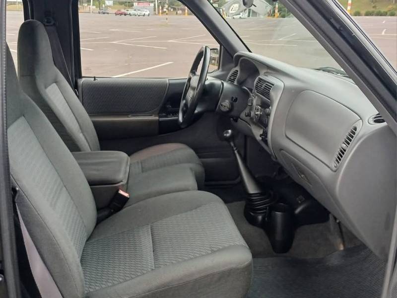 FORD - RANGER - 2004/2004 - Preta - R$ 54.900,00