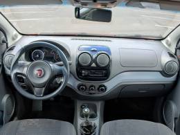 FIAT - PALIO - 2014/2015 - Vermelha - R$ 38.900,00