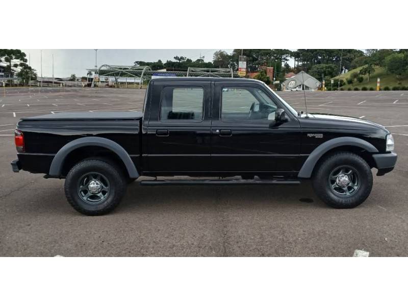 FORD - RANGER - 2004/2004 - Preta - R$ 54.900,00