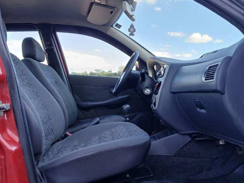 FIAT - SIENA - 2010/2010 - Vermelha - R$ 27.900,00