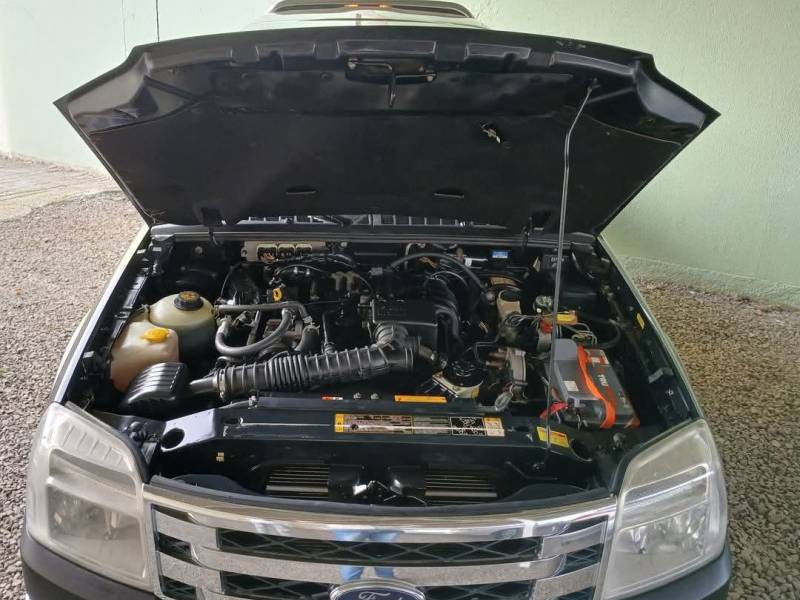 FORD - RANGER - 2009/2010 - Preta - R$ 62.900,00