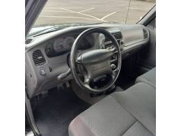 FORD - RANGER - 2004/2004 - Preta - R$ 54.900,00