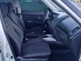 KIA MOTORS - SOUL - 2011/2012 - Branca - R$ 43.900,00