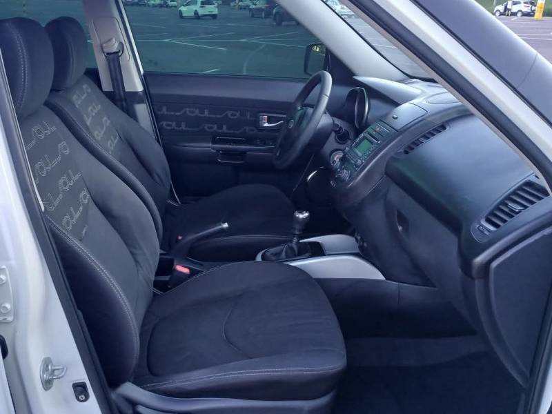 KIA MOTORS - SOUL - 2011/2012 - Branca - R$ 43.900,00