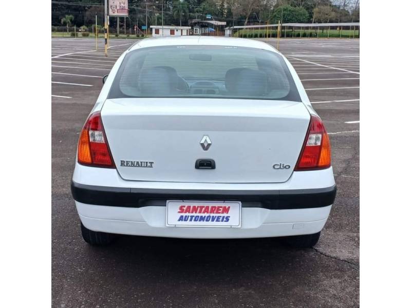 RENAULT - CLIO - 2003/2003 - Branca - R$ 18.900,00