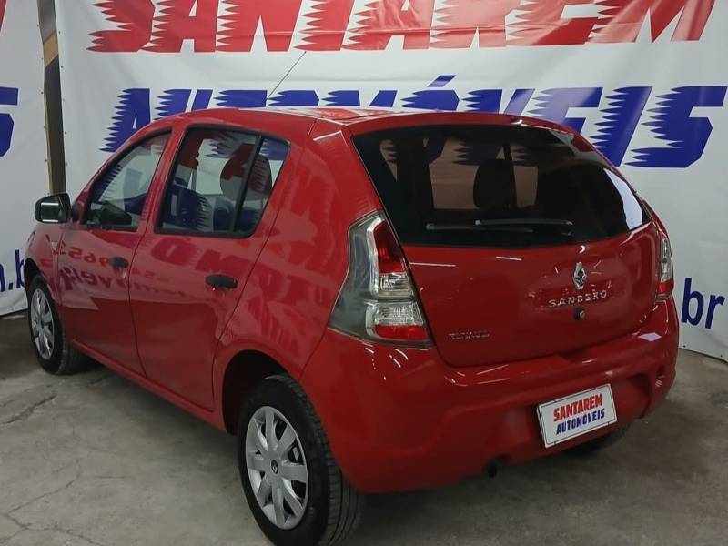 RENAULT - SANDERO - 2014/2014 - Vermelha - R$ 33.900,00