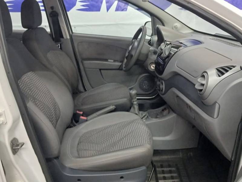 FIAT - PALIO - 2012/2013 - Branca - R$ 39.900,00