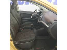 KIA MOTORS - PICANTO - 2011/2012 - Amarela - R$ 38.900,00