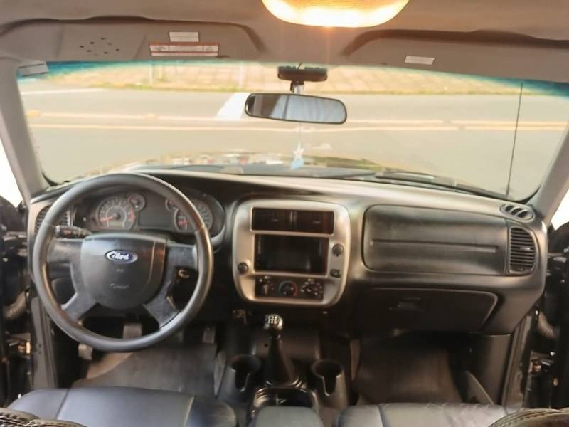 FORD - RANGER - 2009/2010 - Preta - R$ 62.900,00