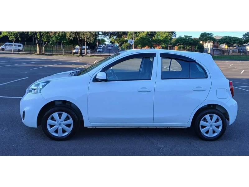 NISSAN - MARCH - 2018/2019 - Branca - R$ 45.900,00