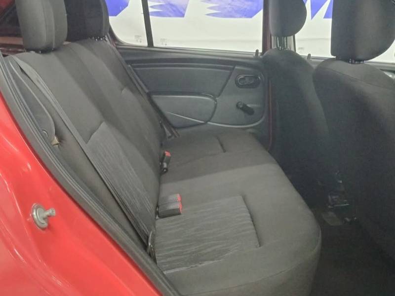 RENAULT - SANDERO - 2014/2014 - Vermelha - R$ 33.900,00