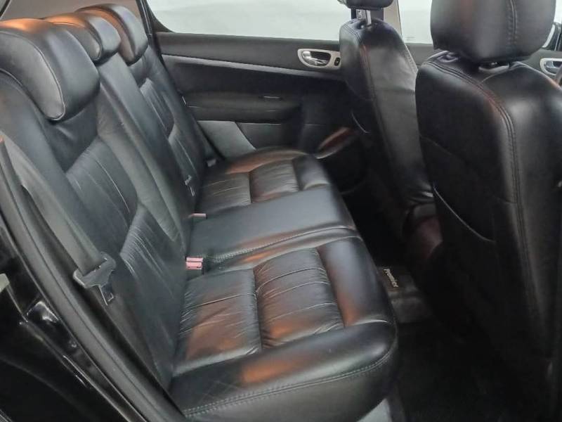PEUGEOT - 307 - 2009/2010 - Preta - R$ 30.900,00