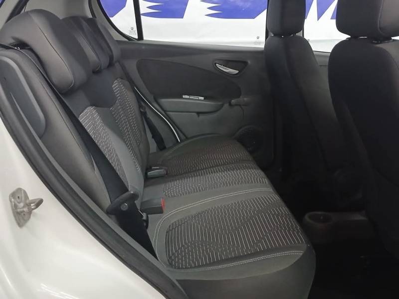 FIAT - PALIO - 2012/2013 - Branca - R$ 39.900,00