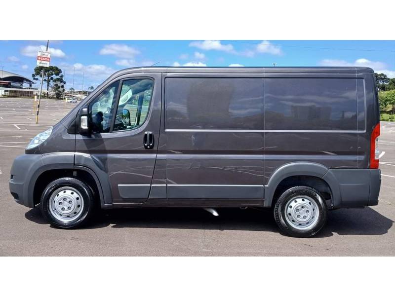 FIAT - DUCATO - 2018/2018 - Cinza - R$ 142.900,00
