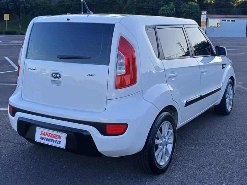 KIA MOTORS - SOUL - 2011/2012 - Branca - R$ 43.900,00