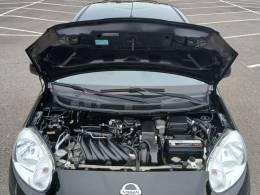 NISSAN - MARCH - 2012/2013 - Preta - R$ 35.900,00