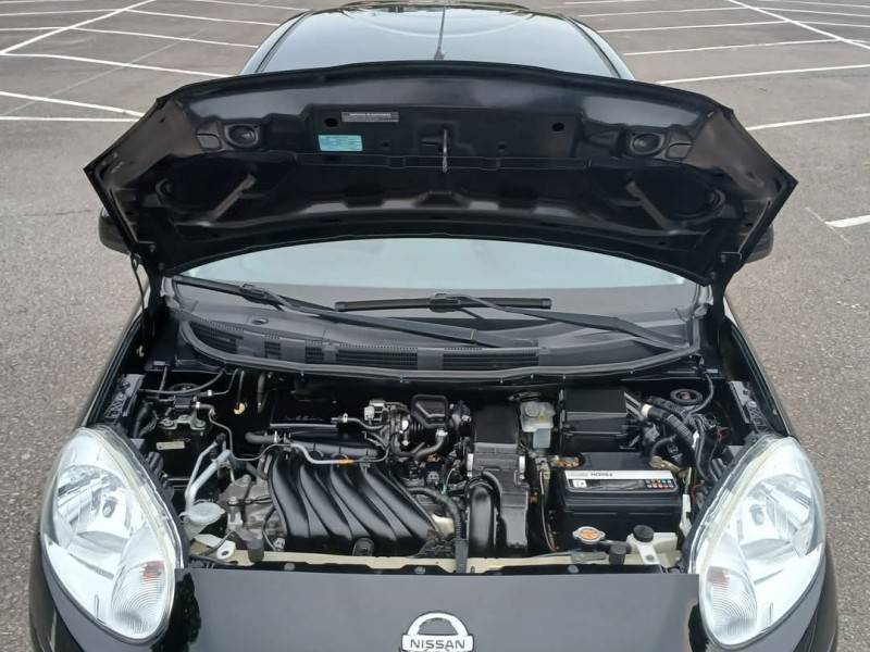 NISSAN - MARCH - 2012/2013 - Preta - R$ 35.900,00