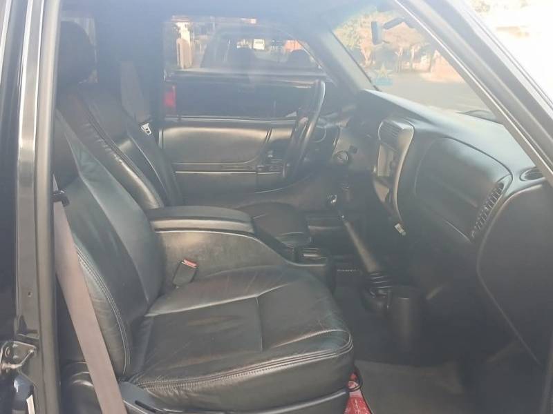 FORD - RANGER - 2009/2010 - Preta - R$ 62.900,00