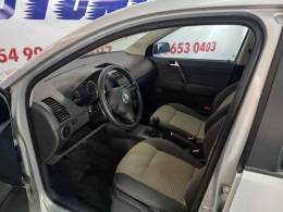 VOLKSWAGEN - POLO - 2006/2007 - Prata - R$ 35.900,00