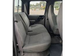 FORD - RANGER - 2004/2004 - Preta - R$ 54.900,00