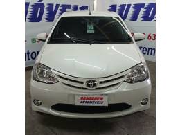 TOYOTA - ETIOS - 2015/2016 - Branca - R$ 49.900,00