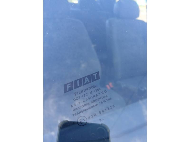FIAT - SIENA - 2010/2010 - Vermelha - R$ 27.900,00
